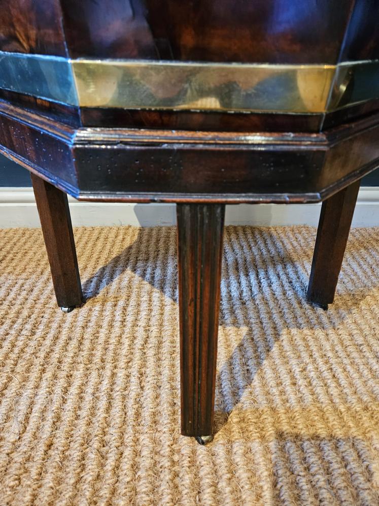 Superb George III Mahogany Brass Bound Wine Cooler with Original Interior - Image 10