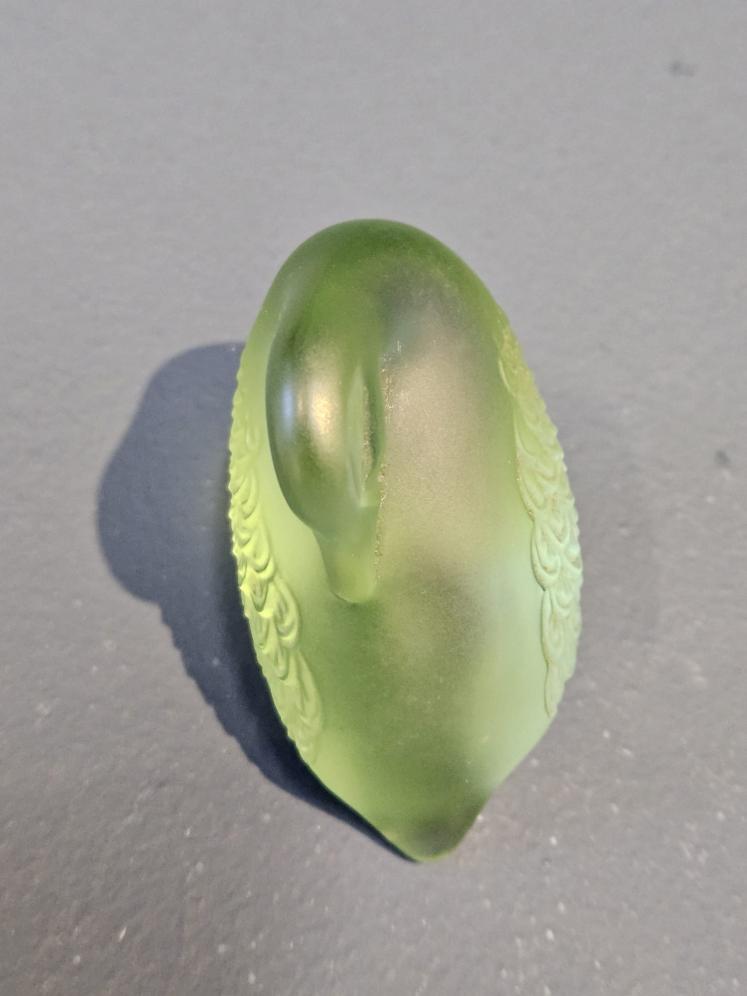 Lalique Green Opalescent Preening Duck - Image 5