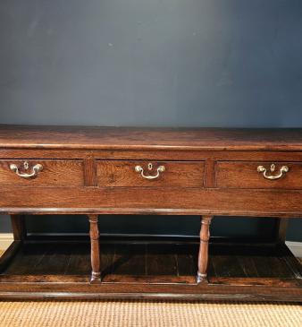 George II Country House Oak Open Pot Board Dresser - Image