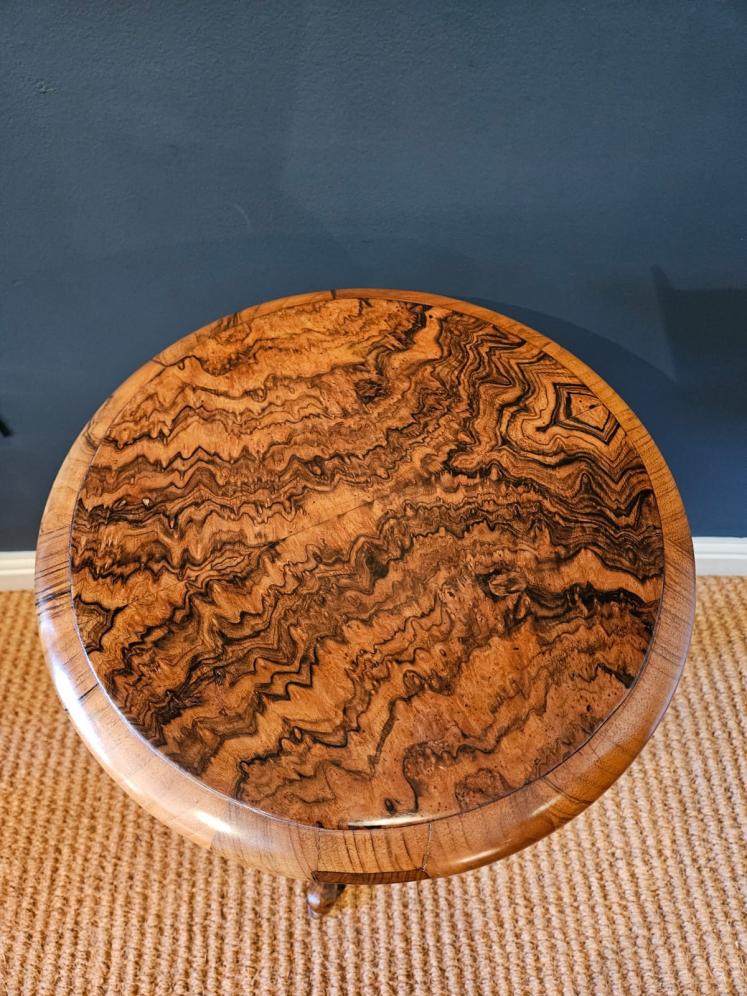 Stylish Early Victorian Burr Walnut Work Table - Image 5