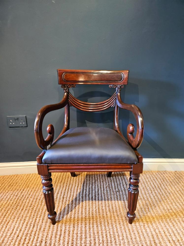 William IV Mahogany Desk Chair  - Image 4