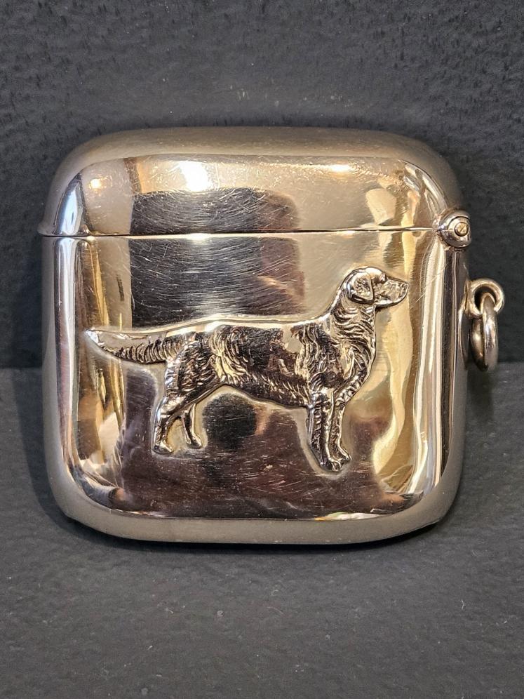 Edwardian Silver Vesta with Retriever Motif - Image 1