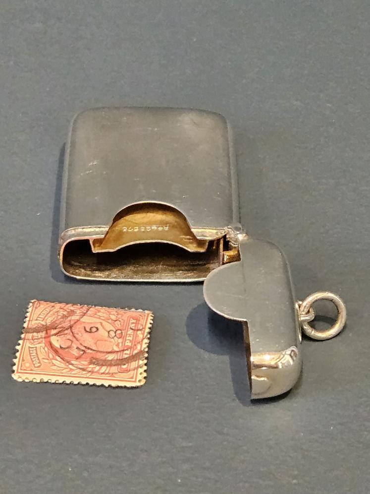 Edwardian Chester Silver Vesta and Stamp Case - Image 3