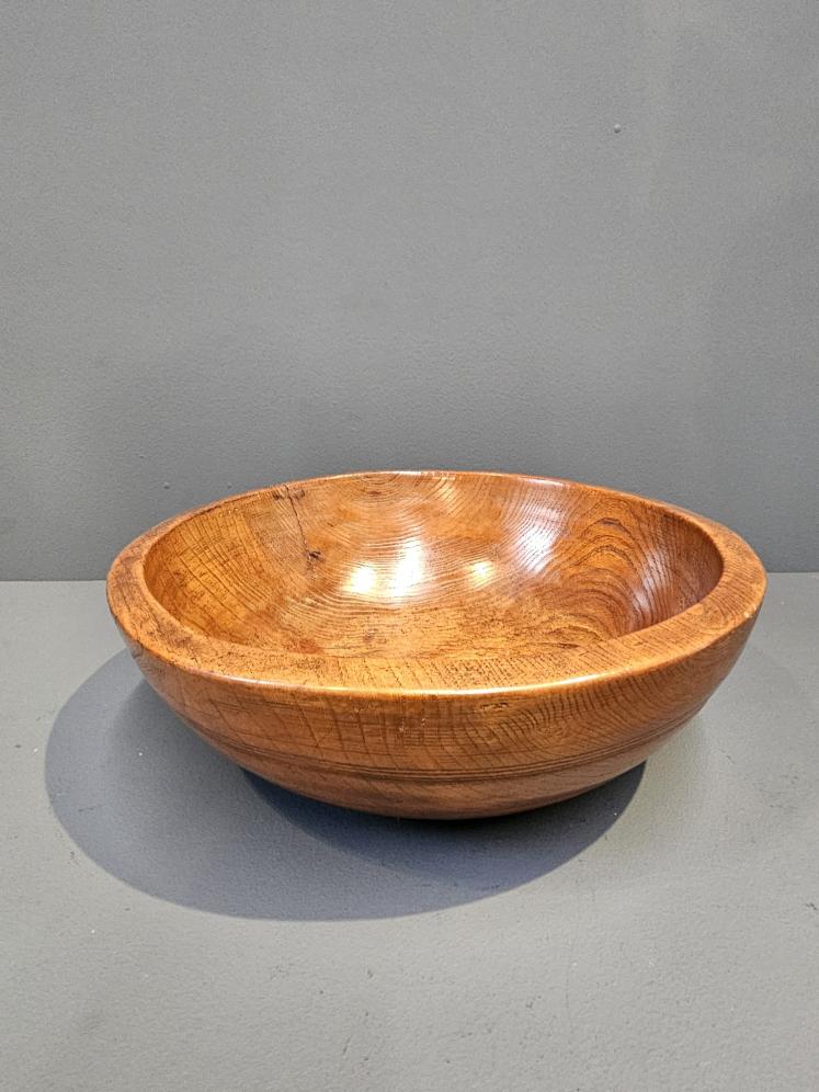 Superb Early Victorian Elm Diary Bowl - Image 1