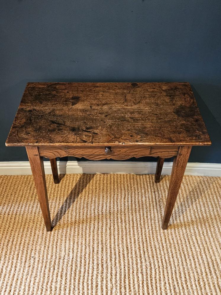 George III Elm Single Drawer Side Table - Image 5