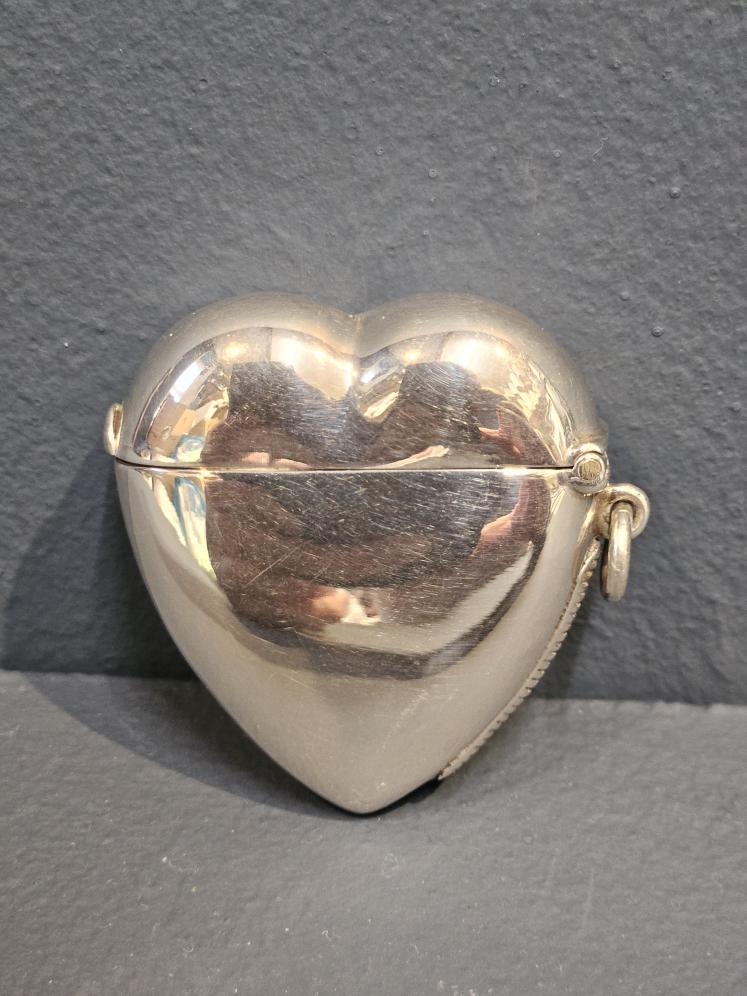 Victorian Chester Silver Heart Shaped Vesta Case  - Image 1