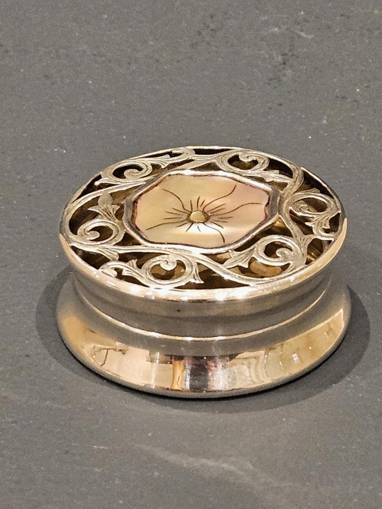 Edwardian Silver & Mother of Pearl Pot Pourri  - Image 1