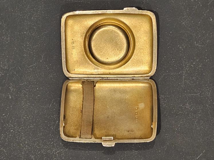 Unusual George V Engraved Silver Cheroot Case & Compact - Image 5