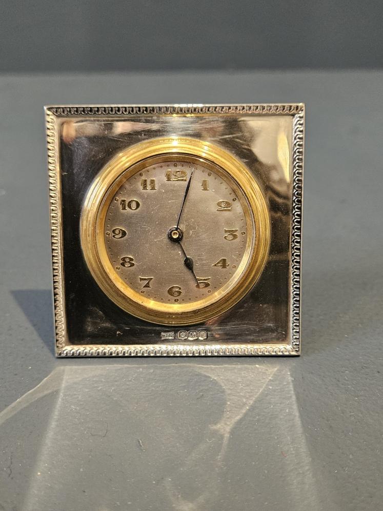 Walker & Hall Silver Travelling Clock - Image 1