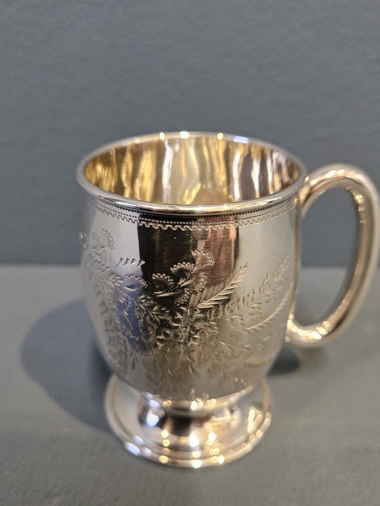 George V Floral Engraved Silver Mug - Image 1