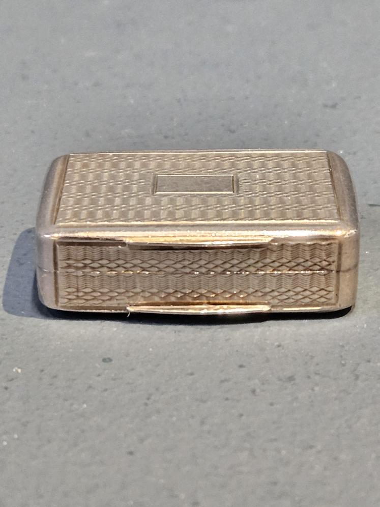 Fine Quality George III Silver Vinaigrette - Image 1