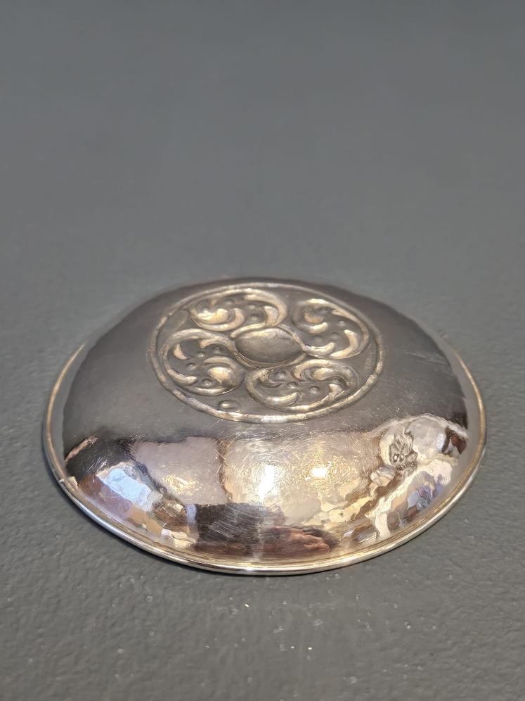 Edwardian Arts and Crafts Silver Trinket Dish - Image 5