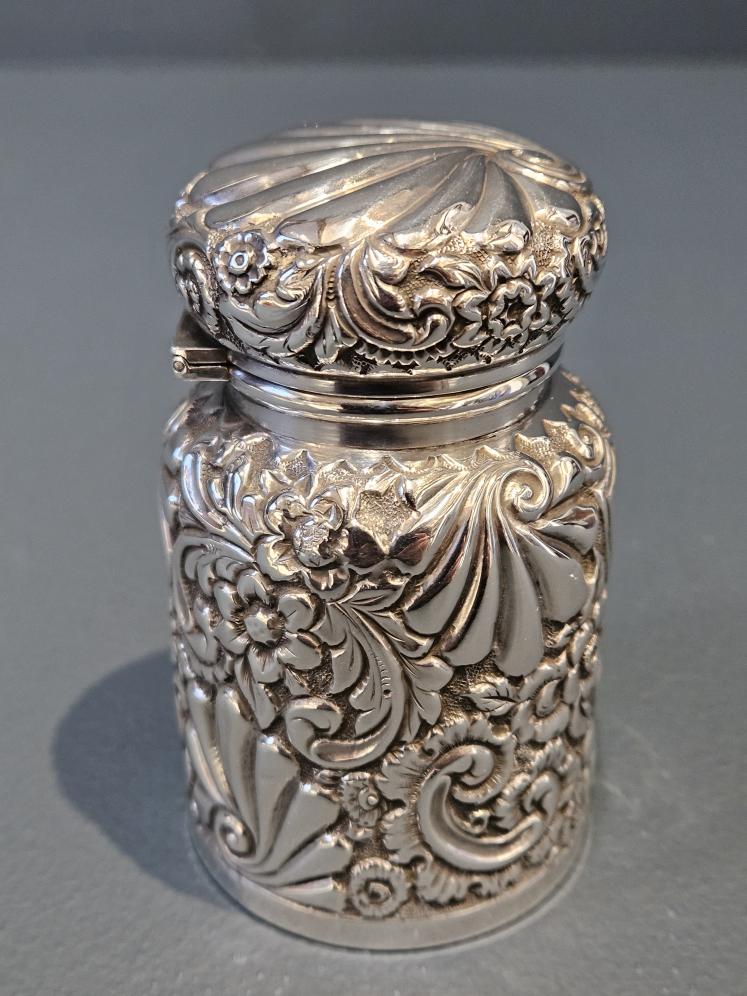 Large Victorian Silver  Cologne Bottle With Glass Liner - Image 3