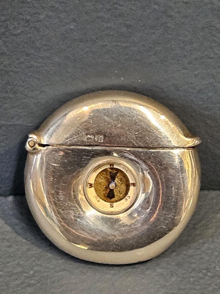 Silver Doughnut Vesta with Inset Compass  - Image 5
