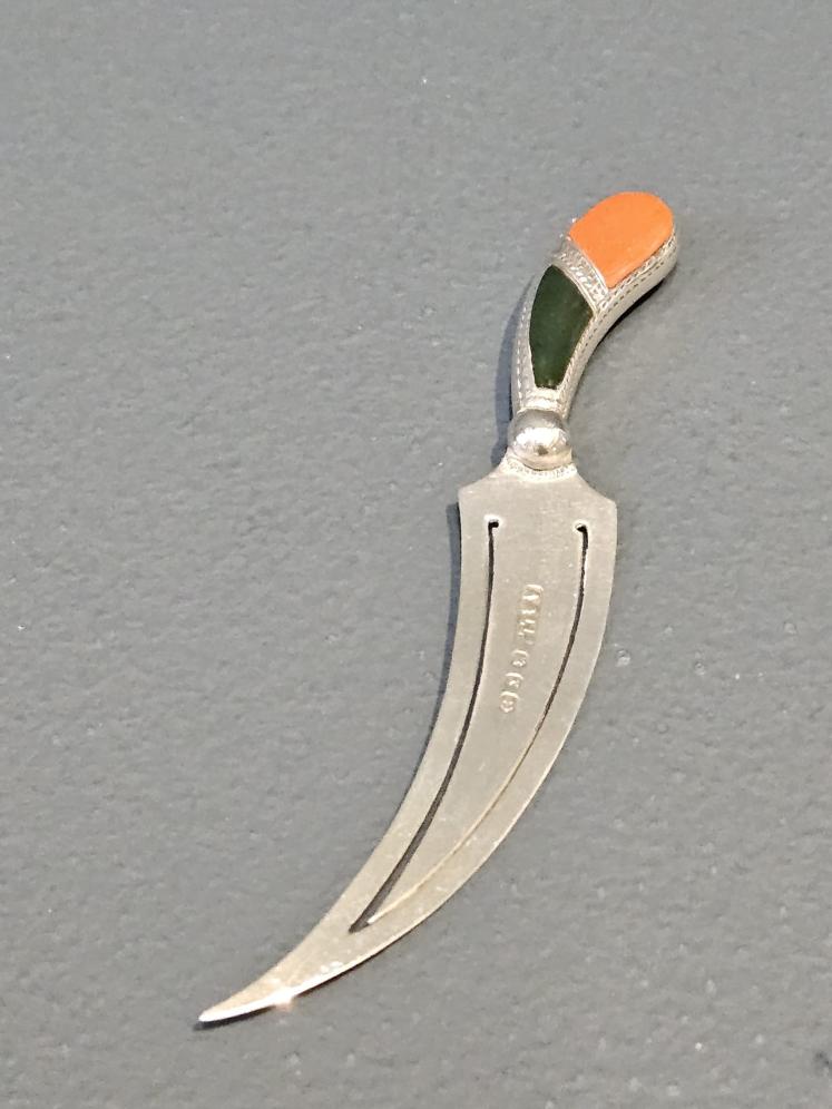 Silver Scimitar Bookmark with Agate Handle - Image 6