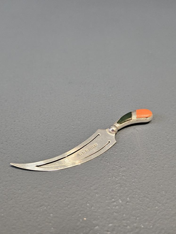 Silver Scimitar Bookmark with Agate Handle - Image 1