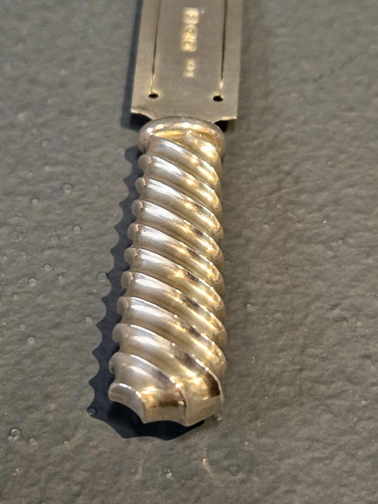 Victorian Chester Silver Spiral Handle Bookmark - Image 3
