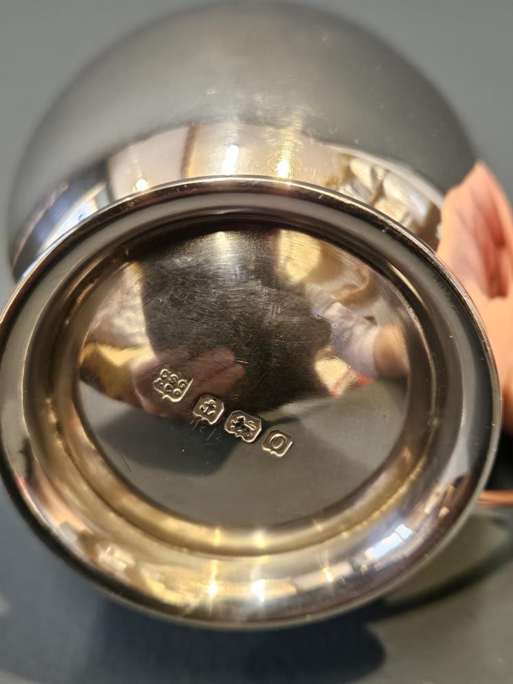 George VI Polished Silver Mug - Image 8