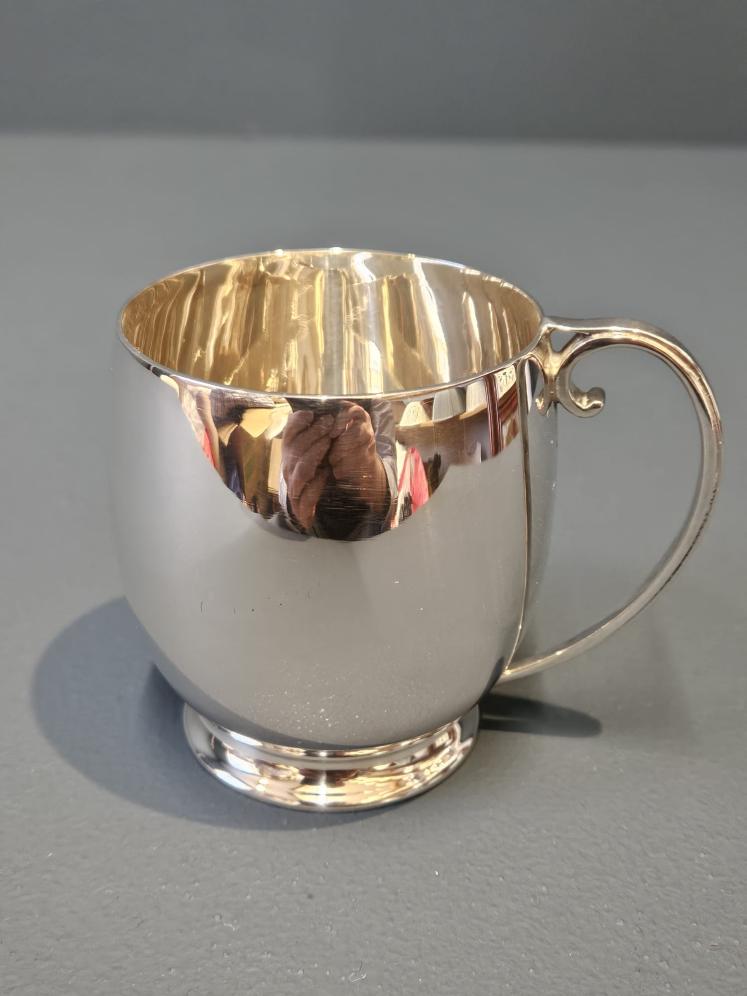 George VI Polished Silver Mug - Image 3