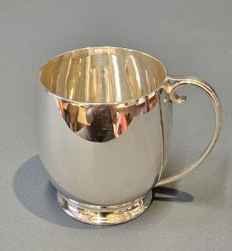 George VI Polished Silver Mug - Image