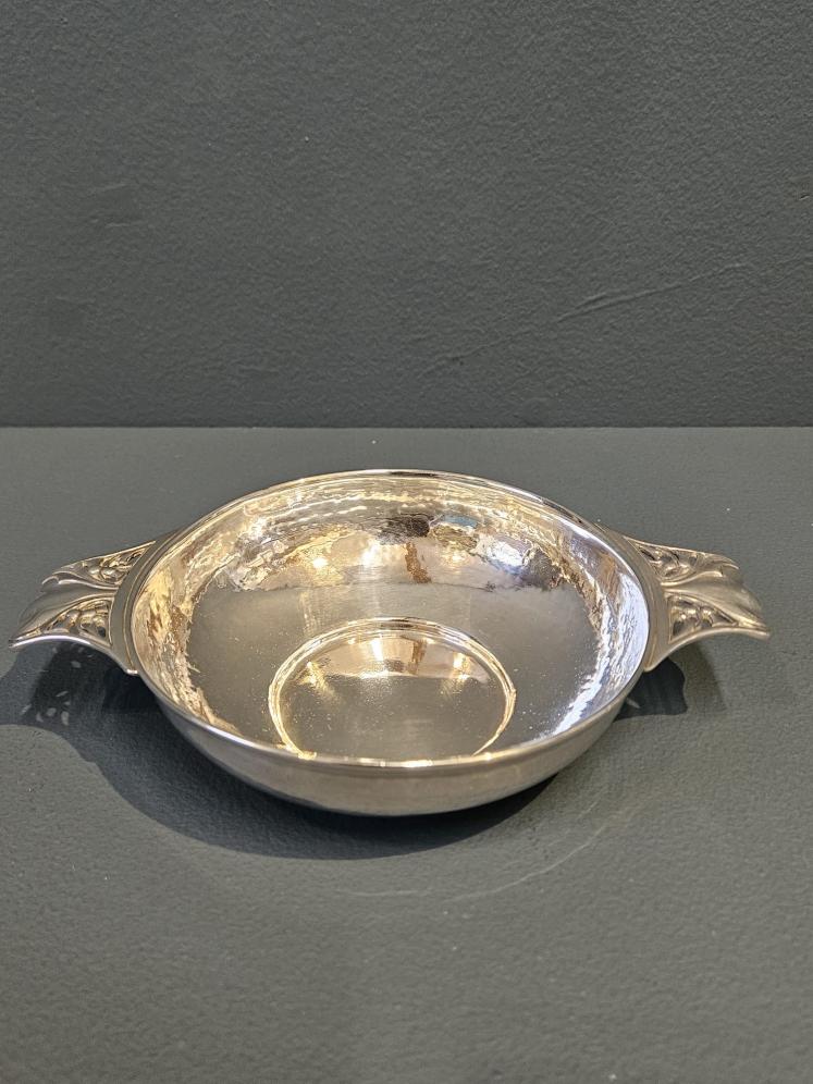 Fine Quality Edwardian Silver Quaich - Image 1