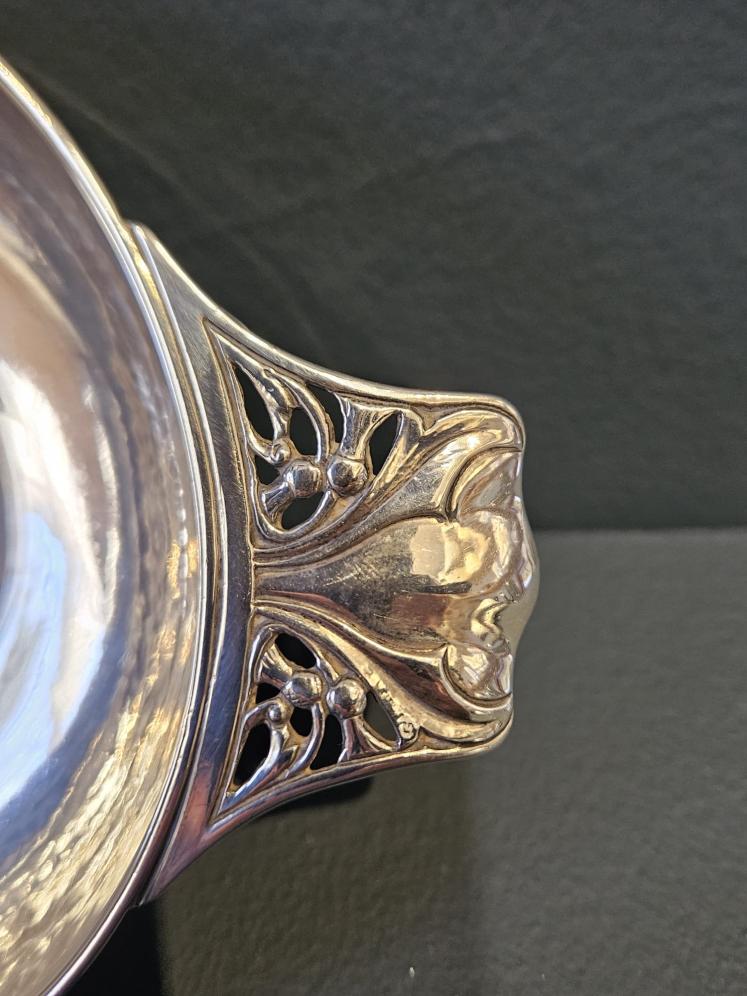 Fine Quality Edwardian Silver Quaich - Image 4