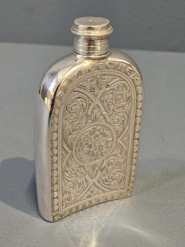 Fine Quality Victorian Engraved Silver Hip Flask by George Unite - Image 2