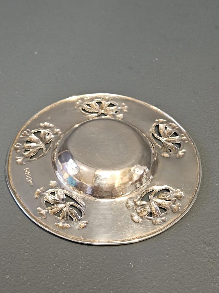 Superb Edwardian Art Nouveau Silver Dish - Image 3