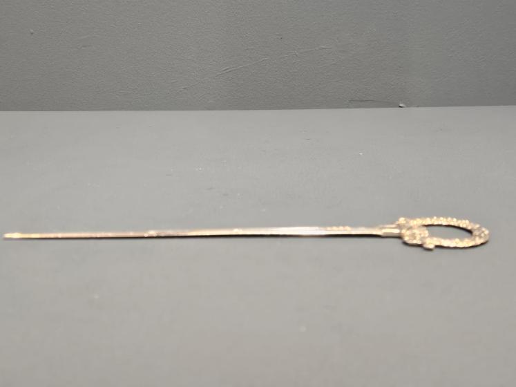 Early Victorian Cast Silver Wreath Top Paper Knife - Image 4