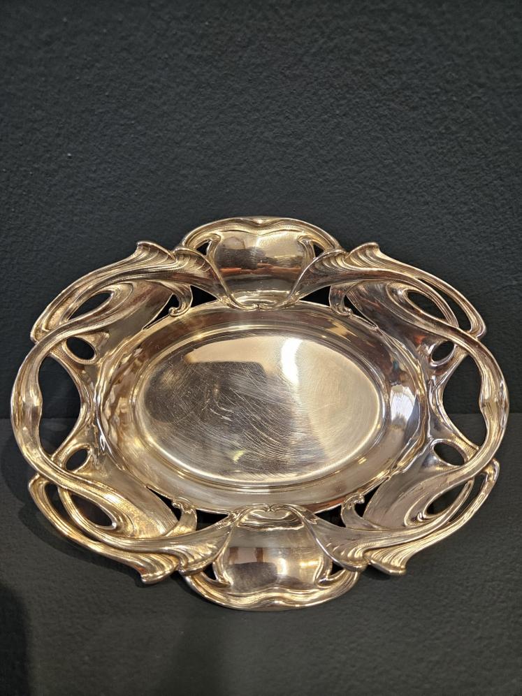Fine Quality Edwardian Silver Art Nouveau Dish - Image 2