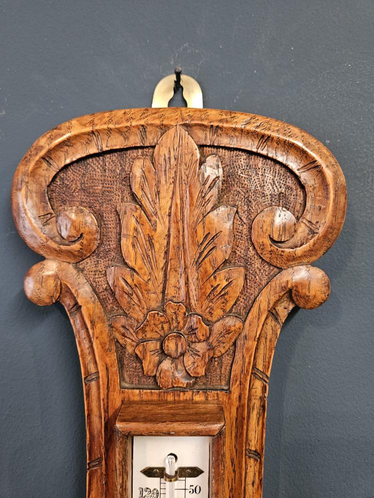 Victorian Carved Oak Bristol Banjo Barometer  - Image 2
