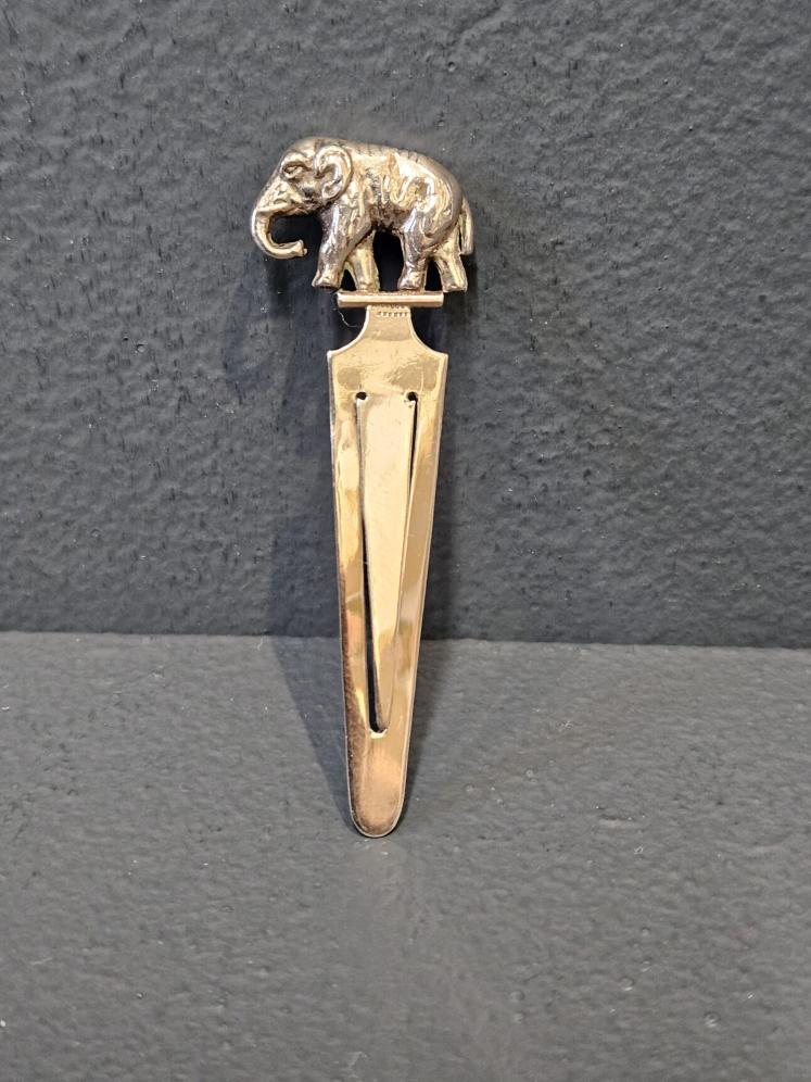 George V Silver Elephant Top Book Mark - Image 1