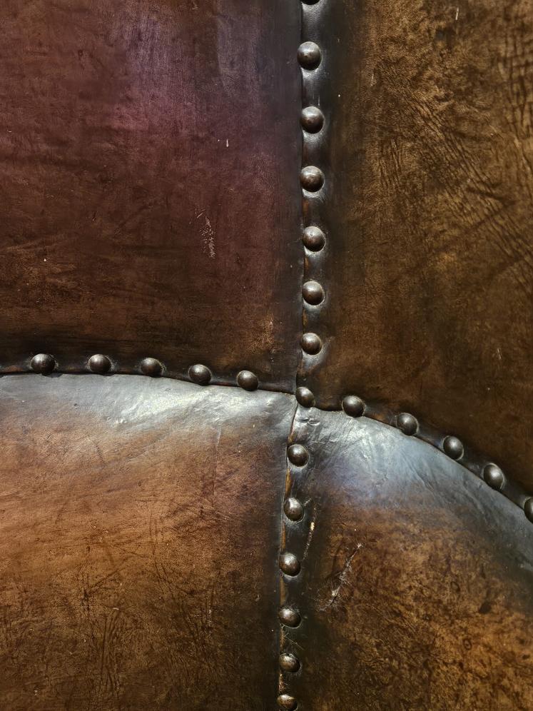 Superb Arts and Crafts Leather Fireside Chair - Image 11