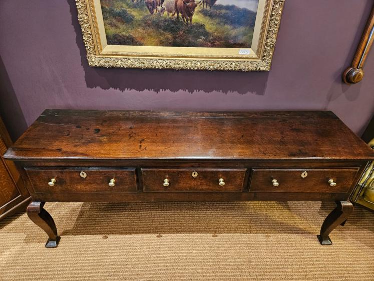Superb George II Oak Three Drawer Dresser - Image 3