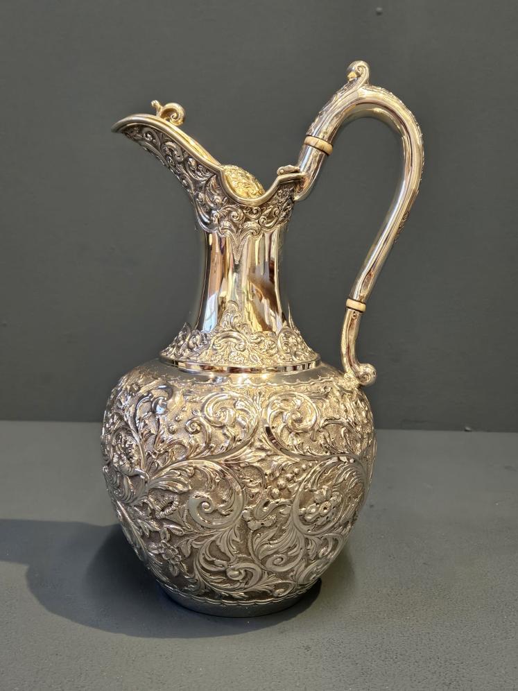 Superb Victorian 18 Troy Oz Glasgow Silver Wine Jug - Image 1