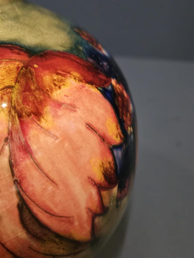 Superb 7" Moorcroft Leaf and Blackberries Flambé Vase - Image 6