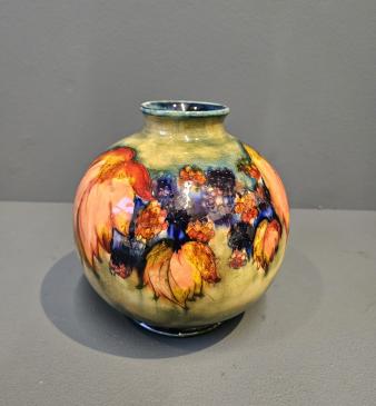 Superb 7" Moorcroft Leaf and Blackberries Flambé Vase - Image