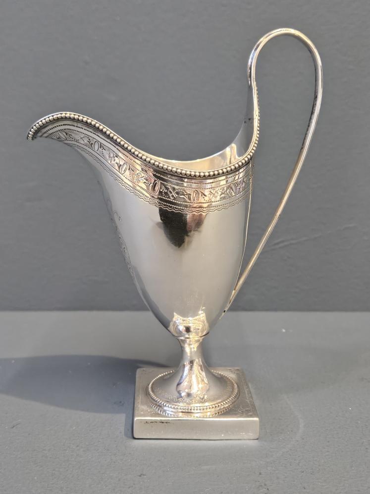 Fine Georgian Silver Cream Jug by Henry Barnard  - Image 1