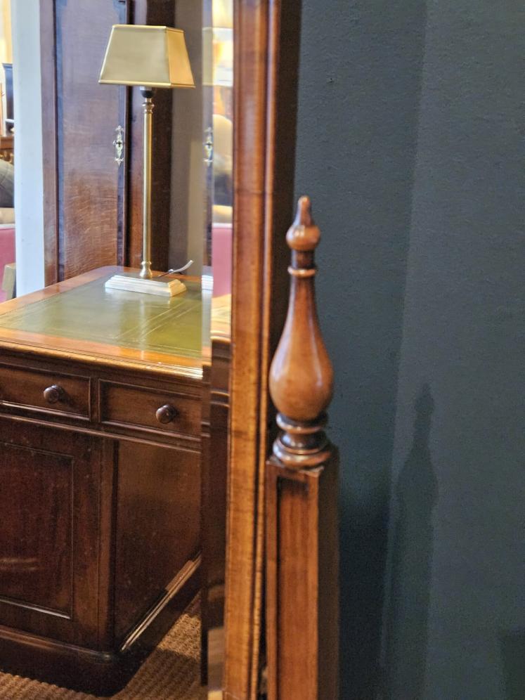 Superior Quality George III Style Cheval Mirror  - Image 3