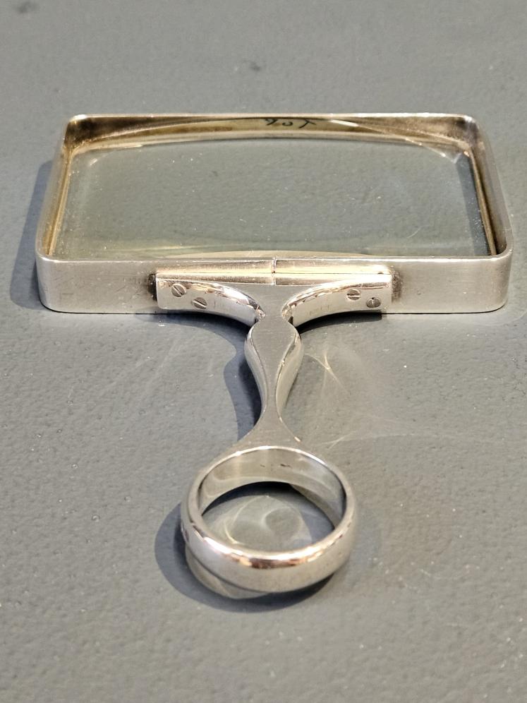Superb Silver Magnifying Glass - Image 6