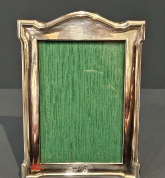 George V Embossed Swept Top Silver Photo Frame - Image