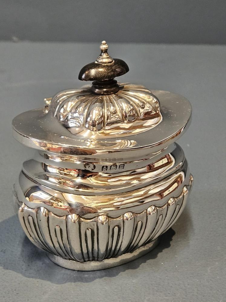 George V Silver Hinged Top Silver Tea Caddy - Image 3