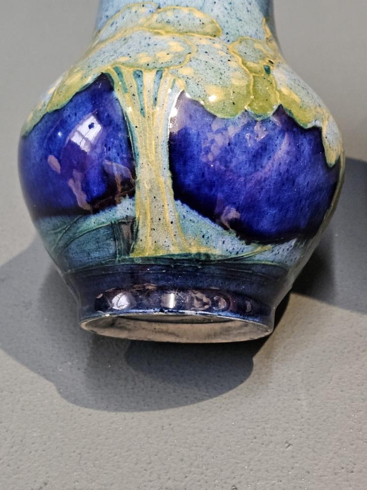 Moorcroft Moonlit Blue Vase - Image 6