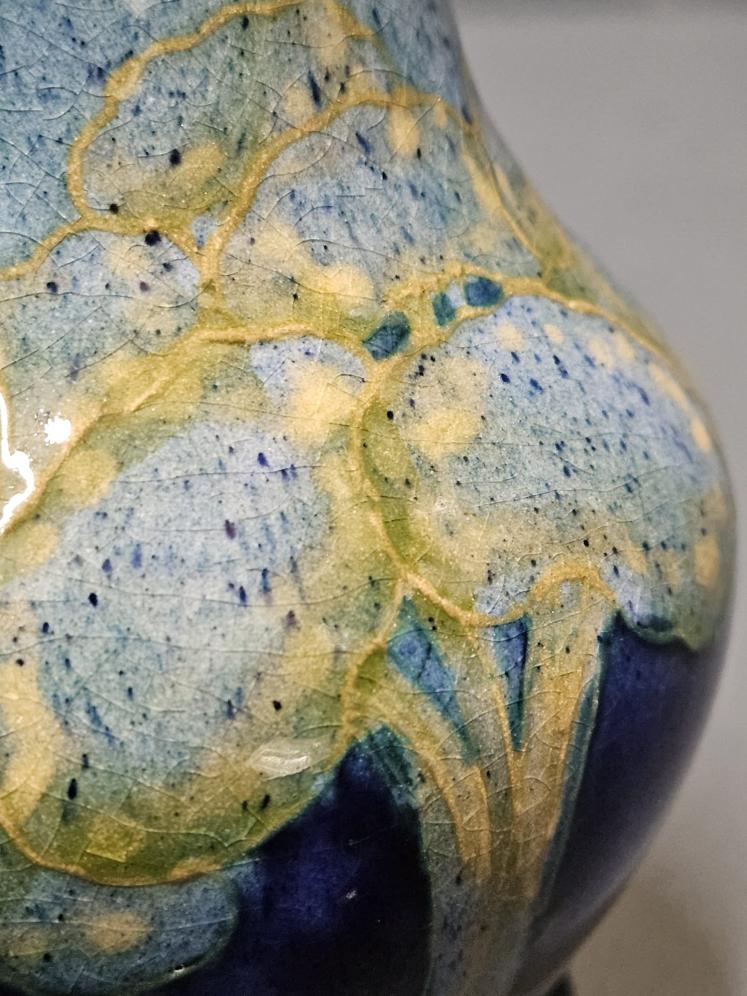 Moorcroft Moonlit Blue Vase - Image 3