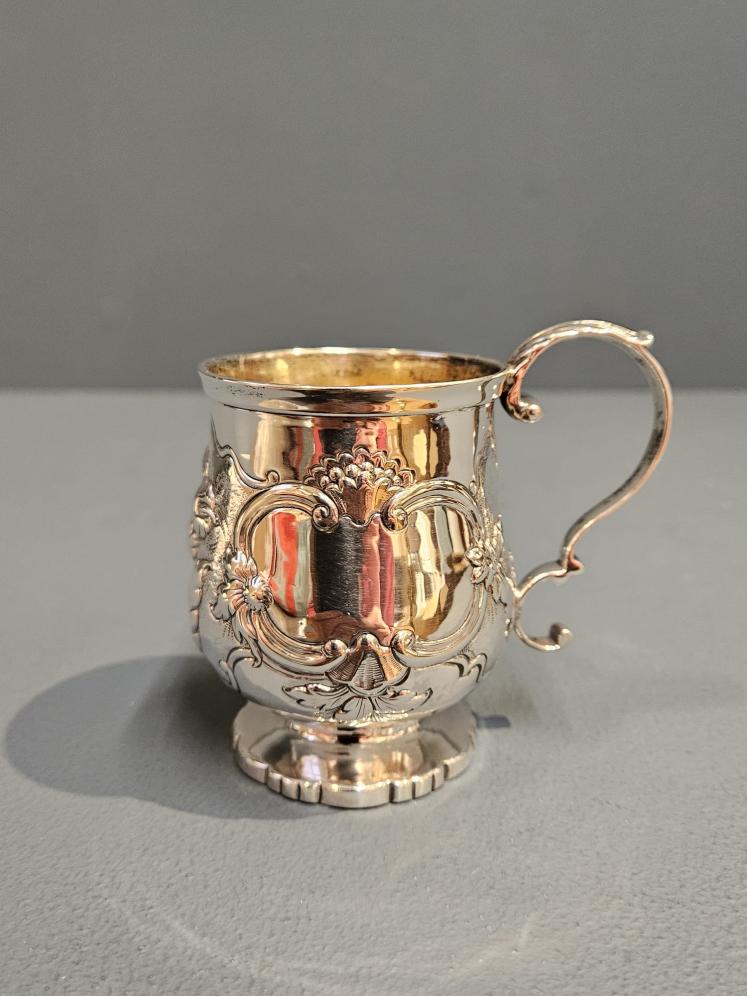 Fine Quality William IV Silver Mug - Image 1