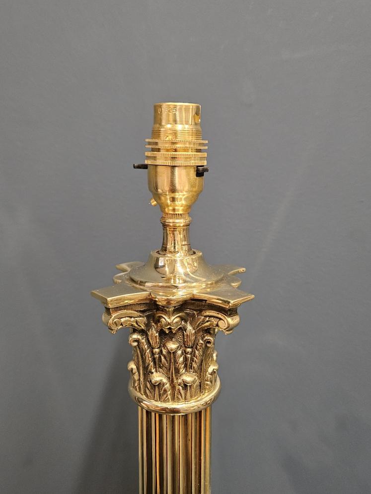 Large Edwardian Brass Corinthian Column Table Lamp - Image 2