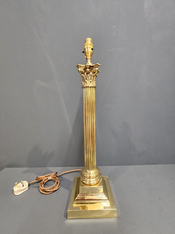 Large Edwardian Brass Corinthian Column Table Lamp - Image 1
