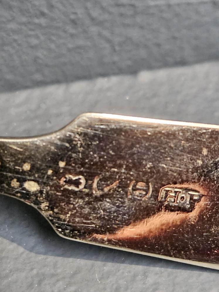 Georgian Silver Oval Well Caddy Spoon - Image 5