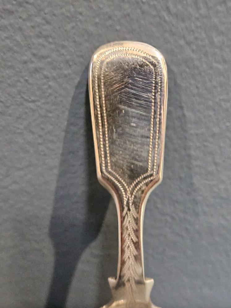 Georgian Silver Oval Well Caddy Spoon - Image 3