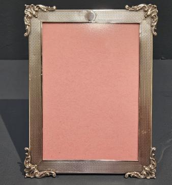 George V Silver Engine Turned Photo Frame - Image